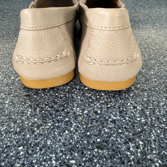 NWOT, Coach Marley Textured Leather Driving Loafers NEVER WORN - Picture 6 of 8